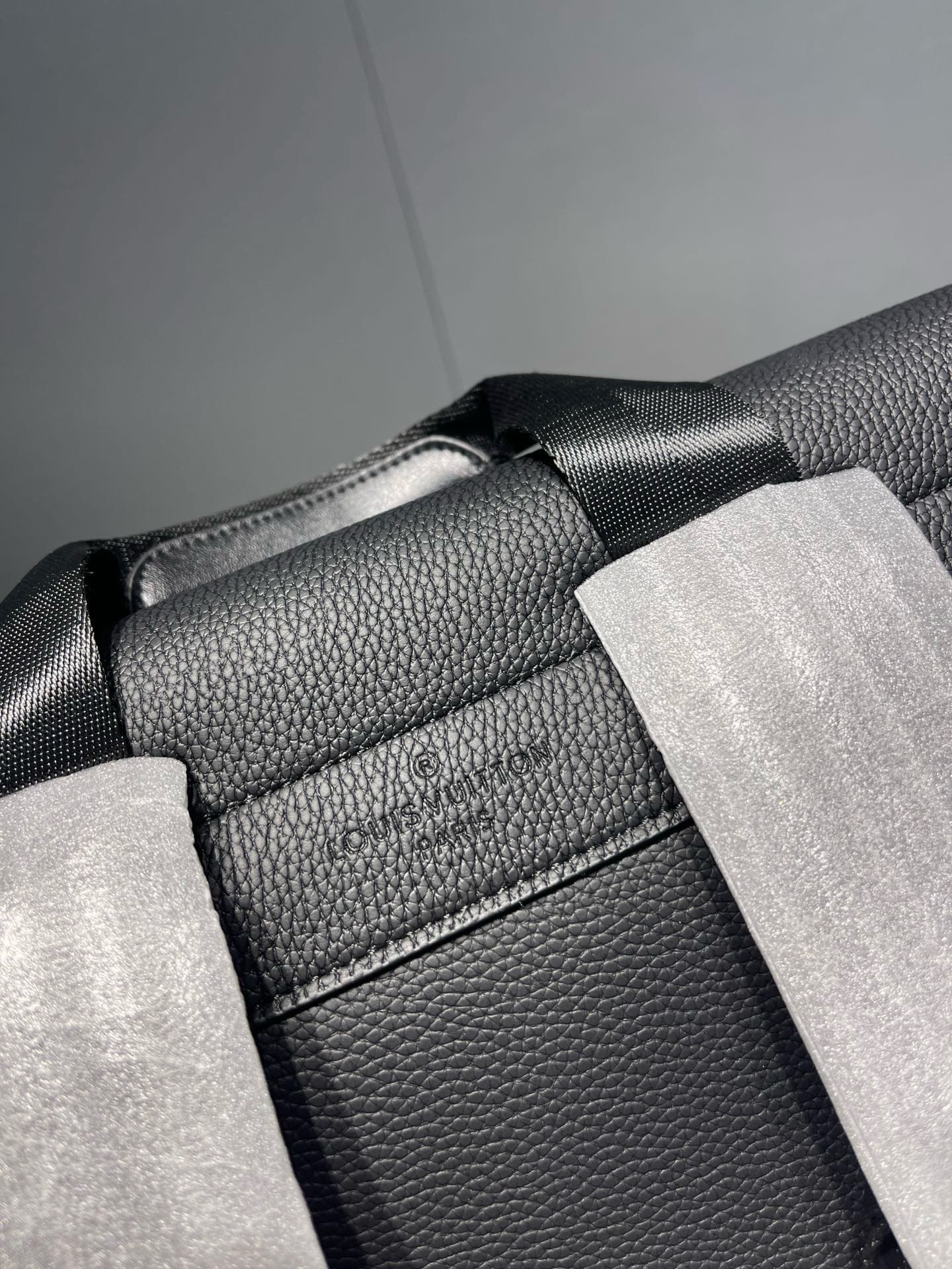 Louis Vuitton M21367 Fastline Backpack