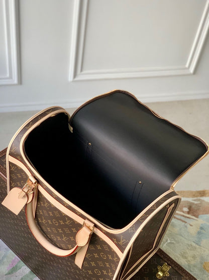 Louis Vuitton M45662 Dog Bag
