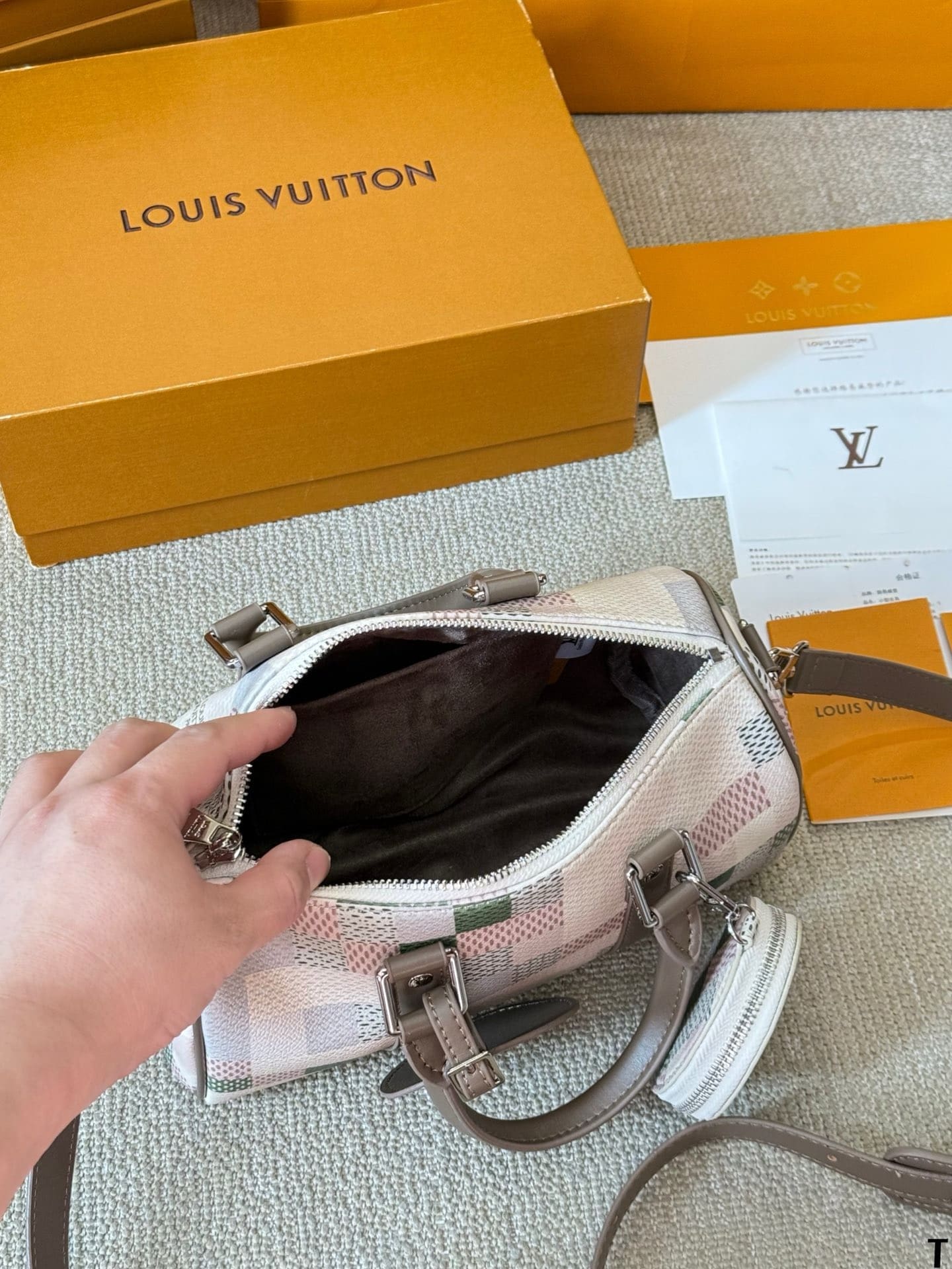 Louis Vuitton Keepall 25 N00105