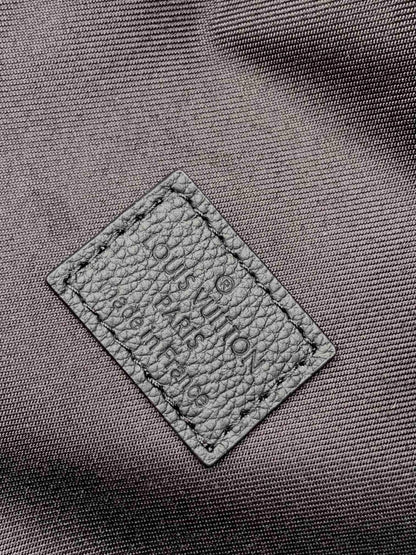 Louis Vuitton M21890 Duo Slingbag