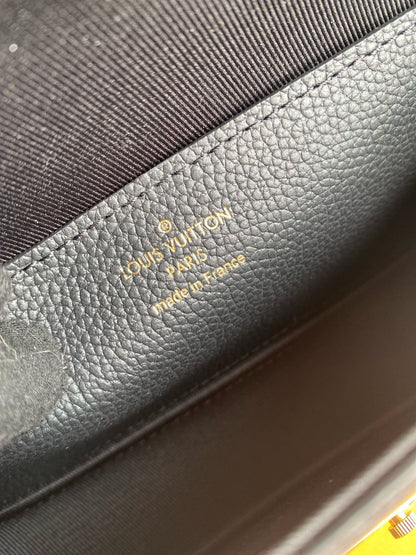 Louis Vuitton M82637 WALLET ON CHAIN METIS handbags