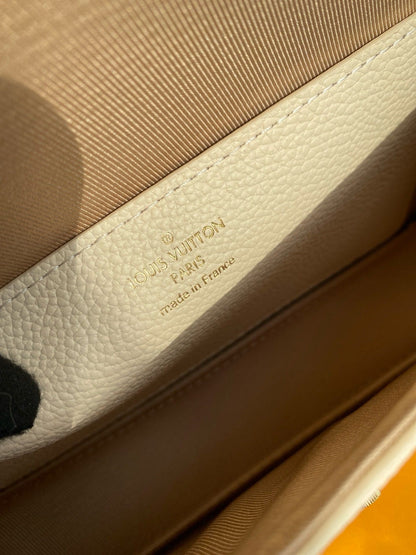 Louis Vuitton M82836 WALLET ON CHAIN METIS handbags