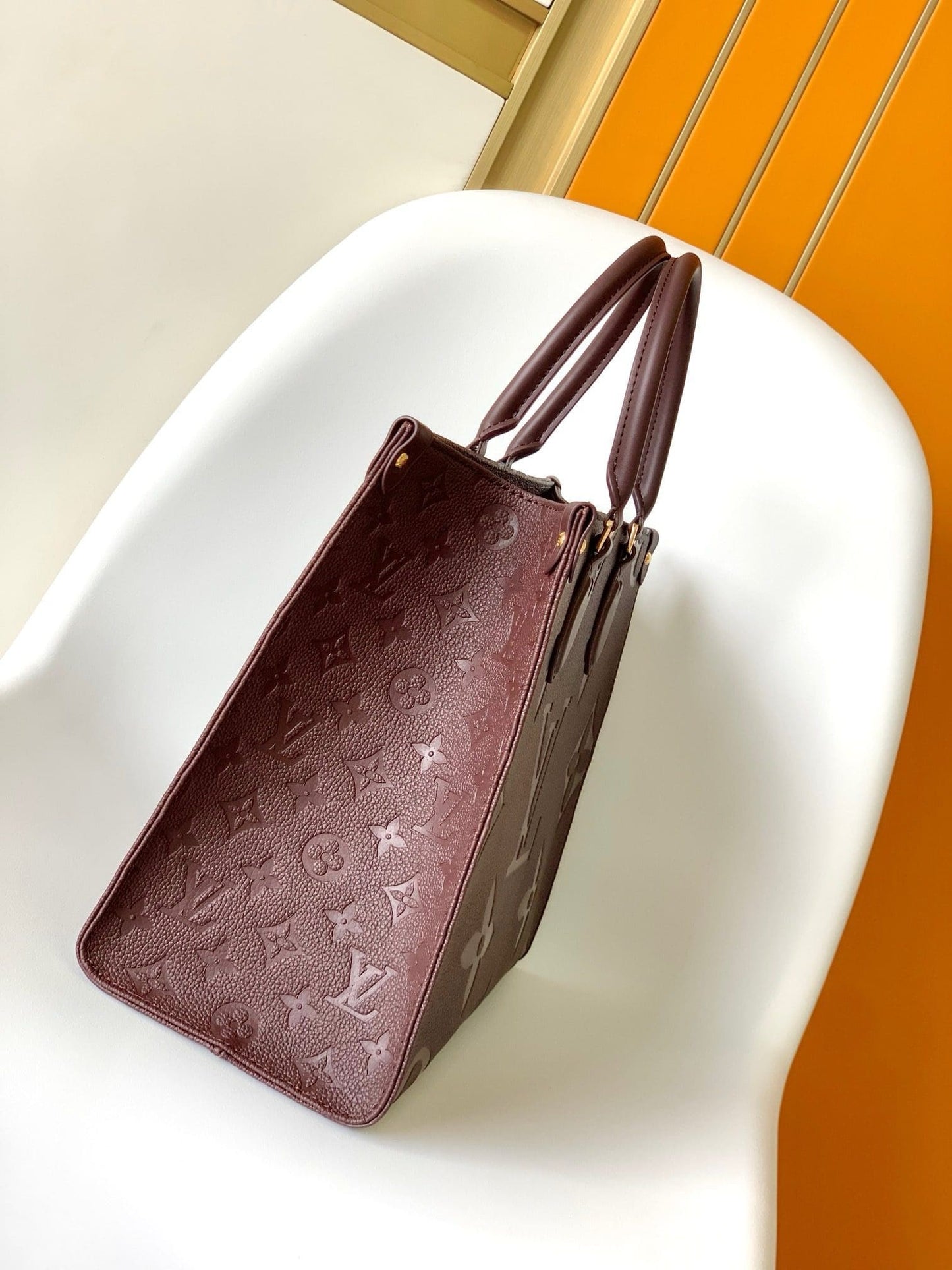 Louis Vuitton M46601 OnTheGo MM