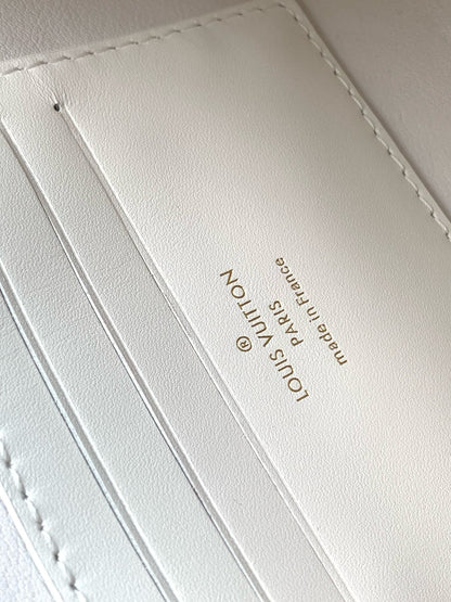 Louis Vuitton M12265 Wallet On Chain Capucines