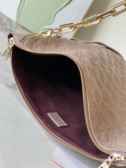 Louis Vuitton M12071 Coussin Hobo MM