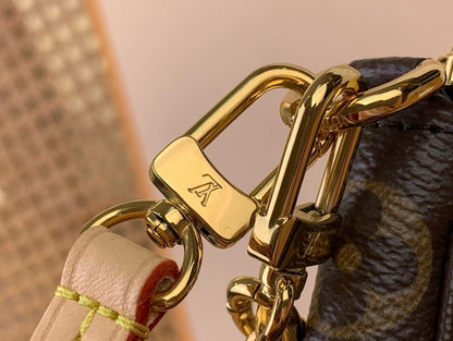Louis Vuitton M82766 Pochette Accessoires