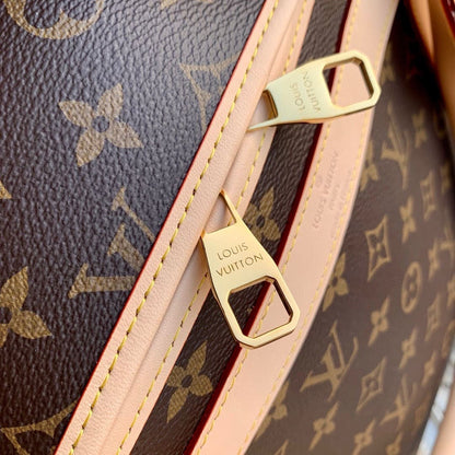 Louis Vuitton M45662 Dog Bag