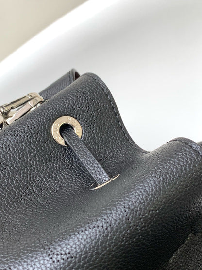 Louis Vuitton M59200 Bella Tote