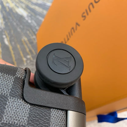 Louis Vuitton N23209 Horizon 55