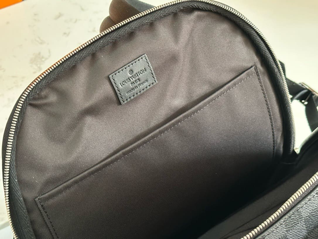 Louis Vuitton N40499 Avenue Backpack