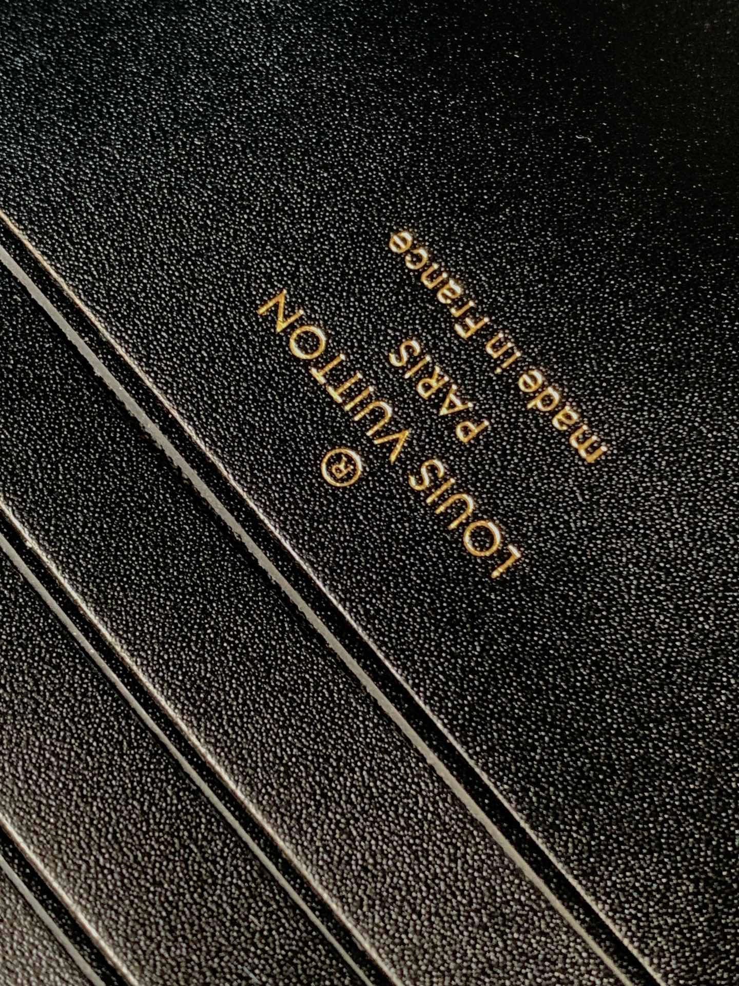 Louis Vuitton M12143 Wallet On Chain Capucines