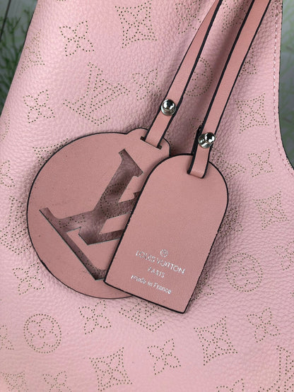 Louis Vuitton Carmel Hobo Bag ‘Mouse Grey’