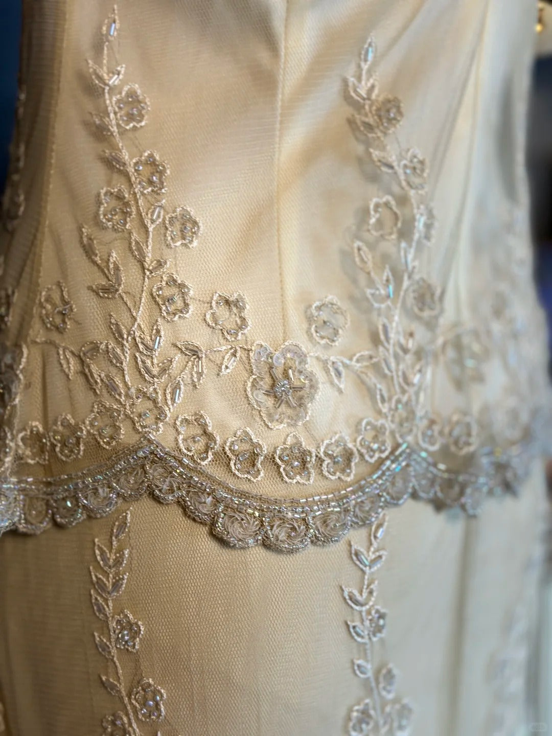 Ivory romantic beautiful gentle vintage long lace beaded layered cake ball dress evening dress party dress gh4795