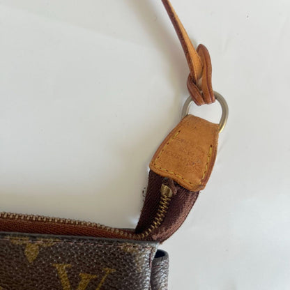 Louis Vuitton x Takashi Murakami 2004 Pochette shoulder bag