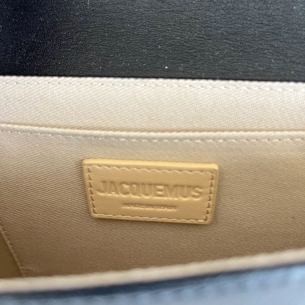 Jacquemus Le Carinu shoulder bag