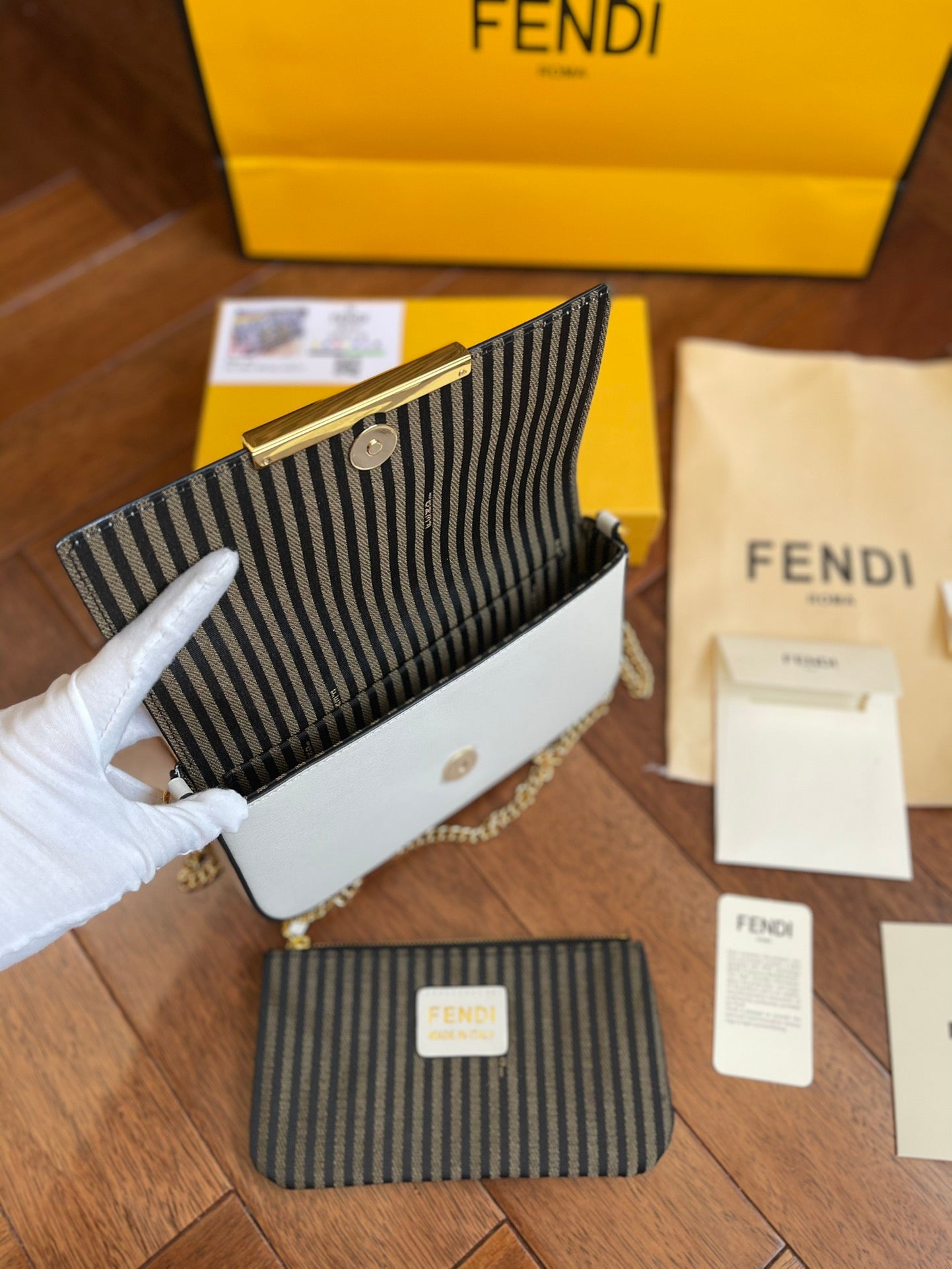 Fendi Wallet On Chain With Pouches Bags