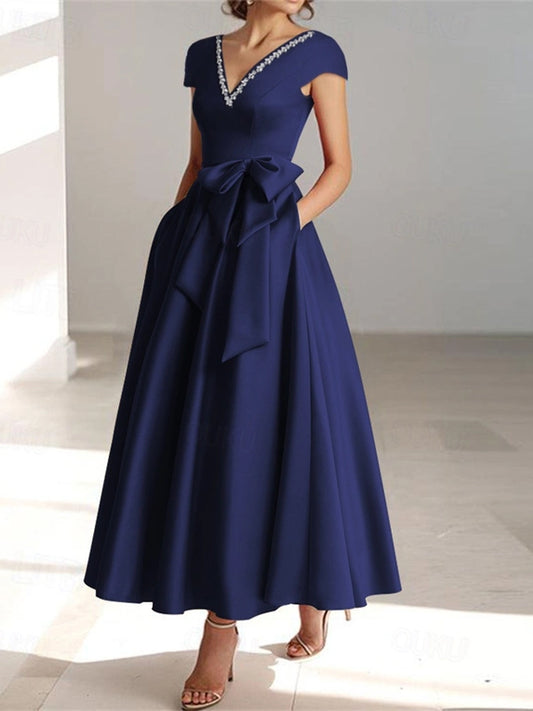 V-neck Solid Color Midi Dress