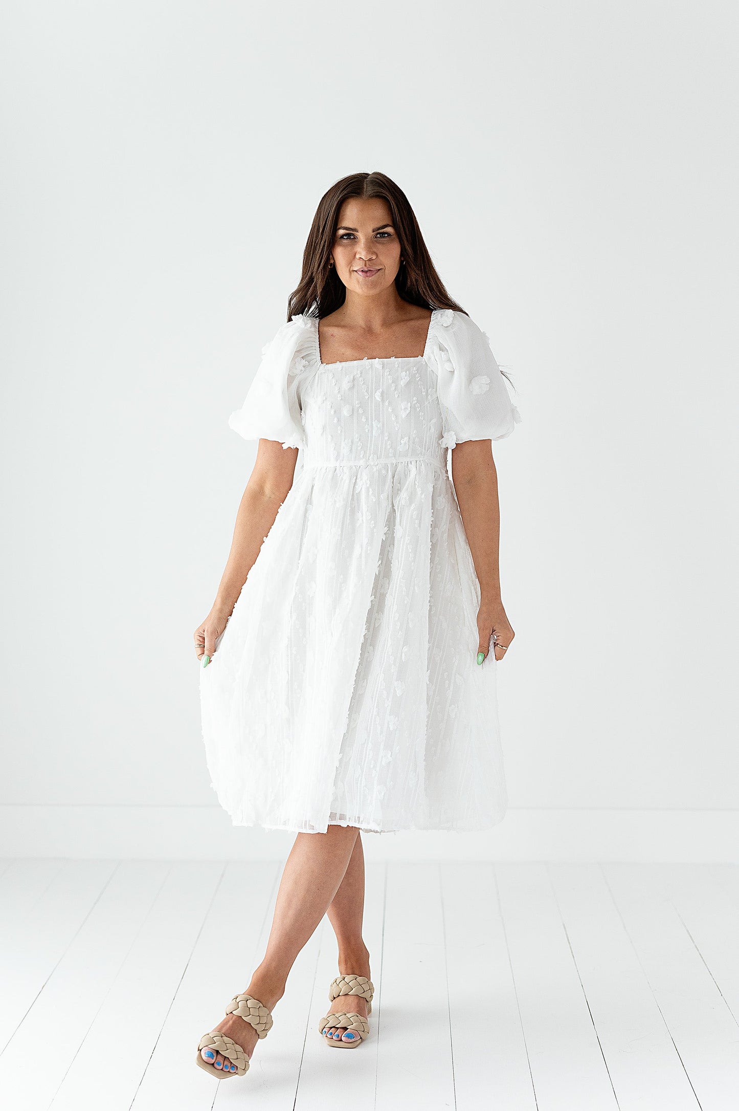 loveedsTM-Night Out Dress in White