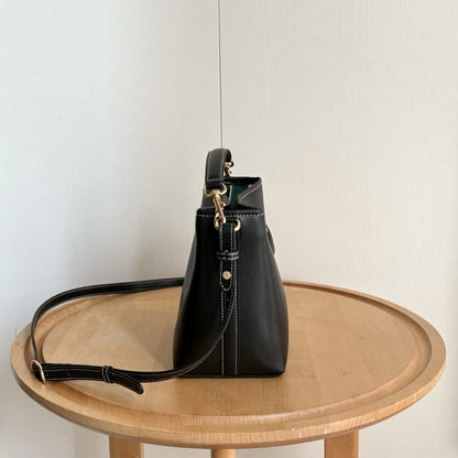 GUCCI GG EMBLEM SMALL BUCKET BAG BLACK LEATHER 20CM 815118 AAEC2 1000