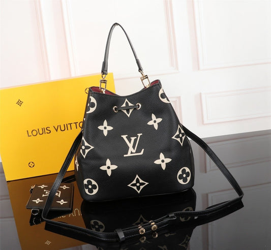 LOUIS VUITTON Néonoé MM Monogram Empreinte