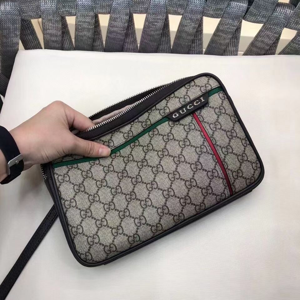 GUCCI GG CLUTCH
