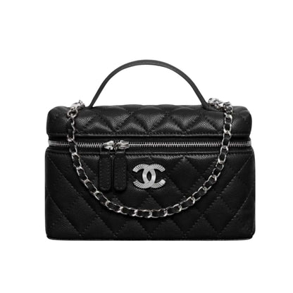 CHANEL 25C MATELASSE VANITY WHITE 19CM