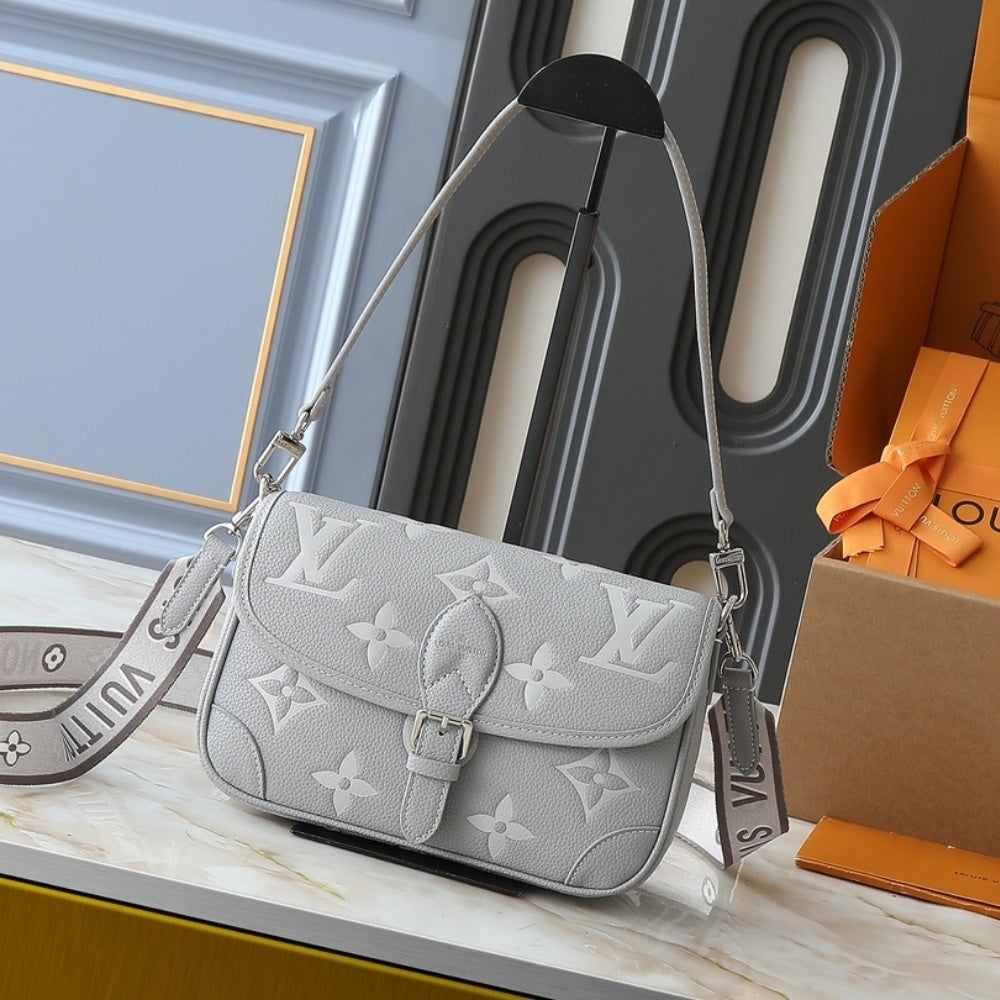 LOUIS VUITTON DIANE MONOGRAM EMPREINTE BRUME AND QUARTZ 25CM M14214