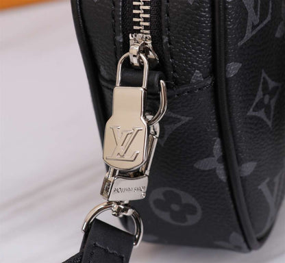 LV Nano Porte Documents Voyage Monogram Eclipse
