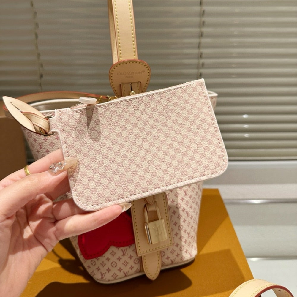 LV ALL IN BB SAND 16CM M15130