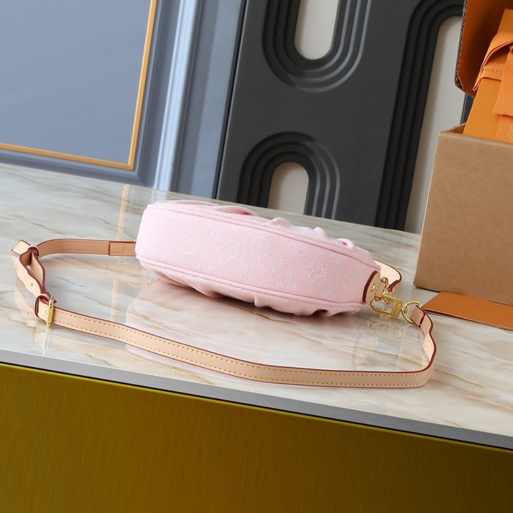 LOUIS VUITTON POCHETTE VALLEY BAG WASHED PINK 21CM