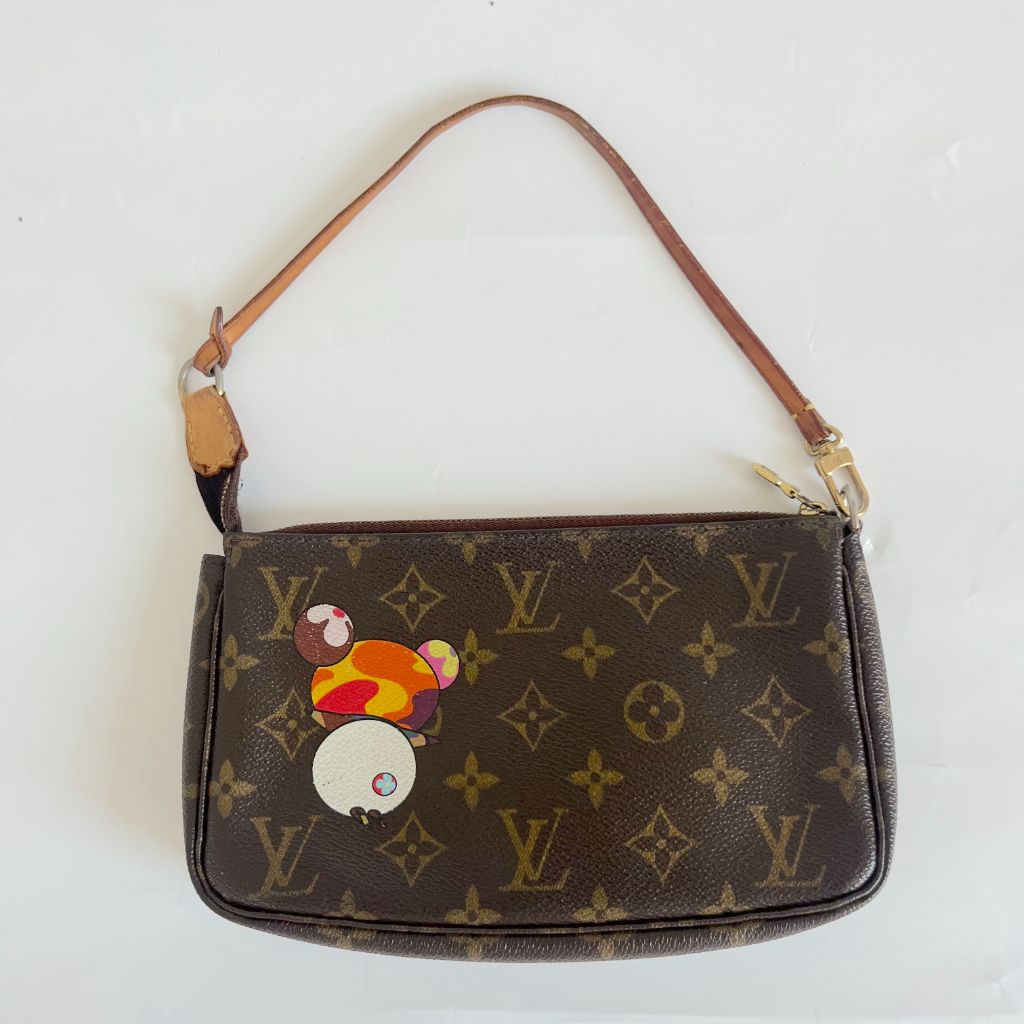 Louis Vuitton x Takashi Murakami 2004 Pochette shoulder bag