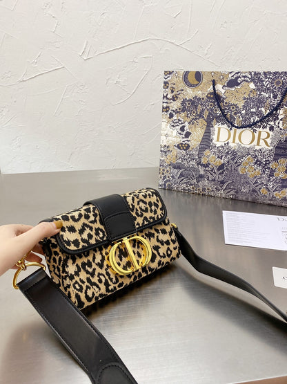 Dior 30 Montaigne Box Bag