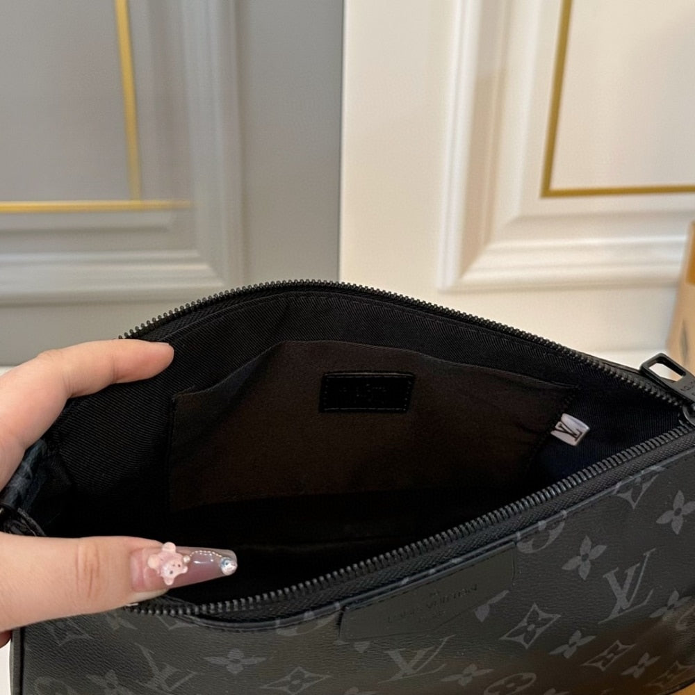 LOUIS VUITTON POCHETTE ACCESSOIRE XL BLACK 27CM M11741