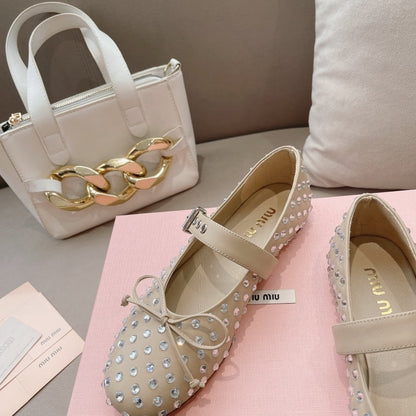MIUMIU LEATHER BALLERINAS IN BEIGE