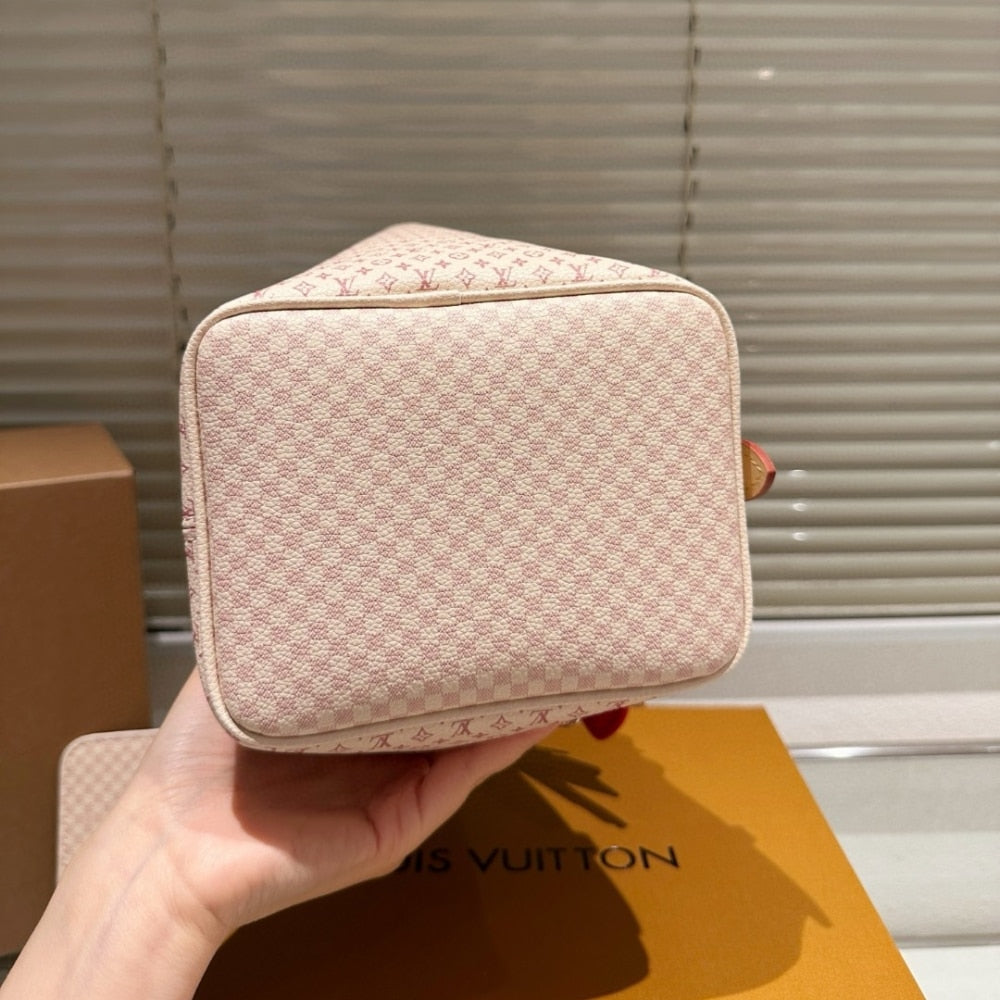 LV ALL IN BB SAND 16CM M15130