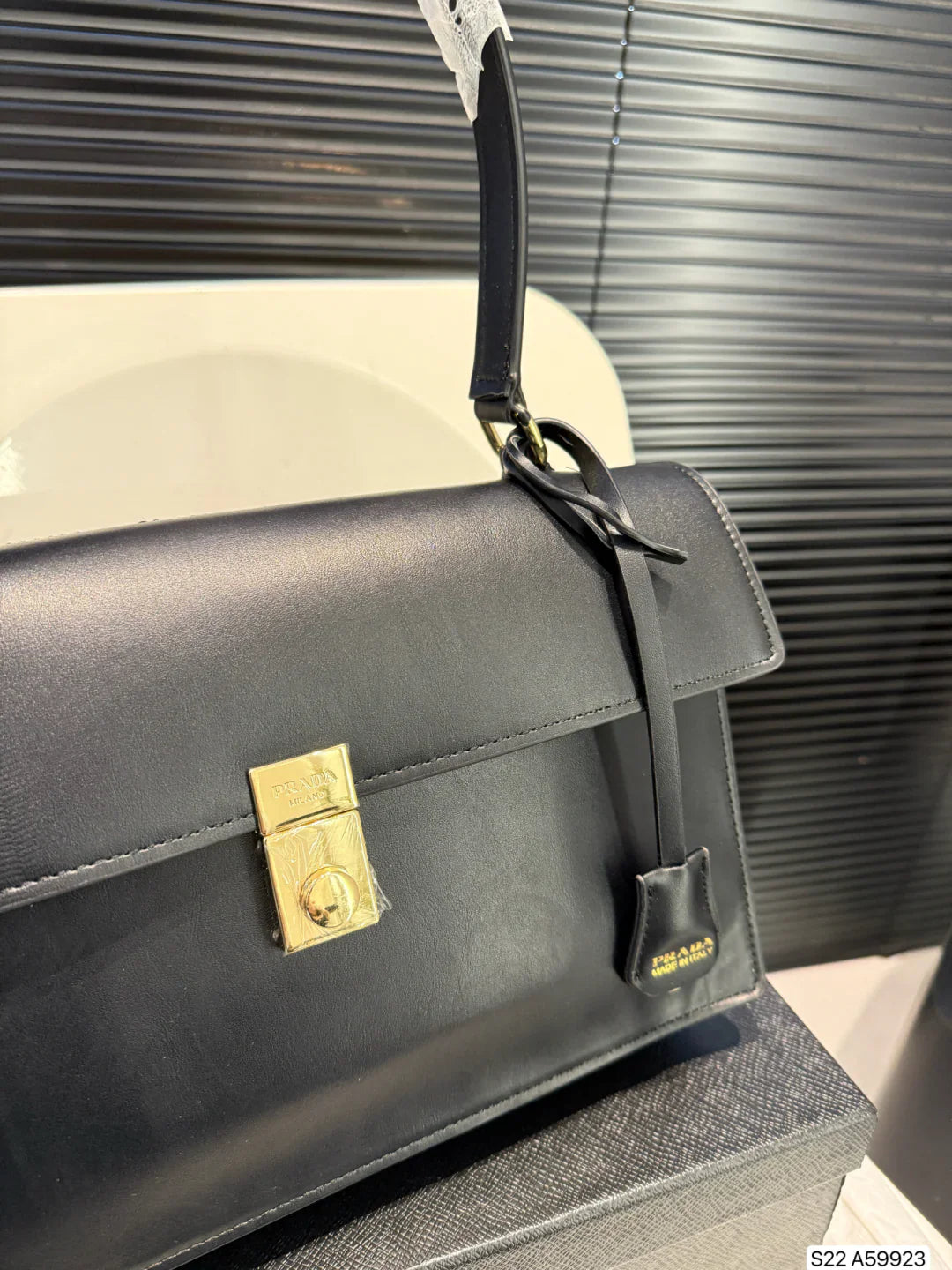 Louis Vuitton LV Square Bag Black Handbag 32x21cm