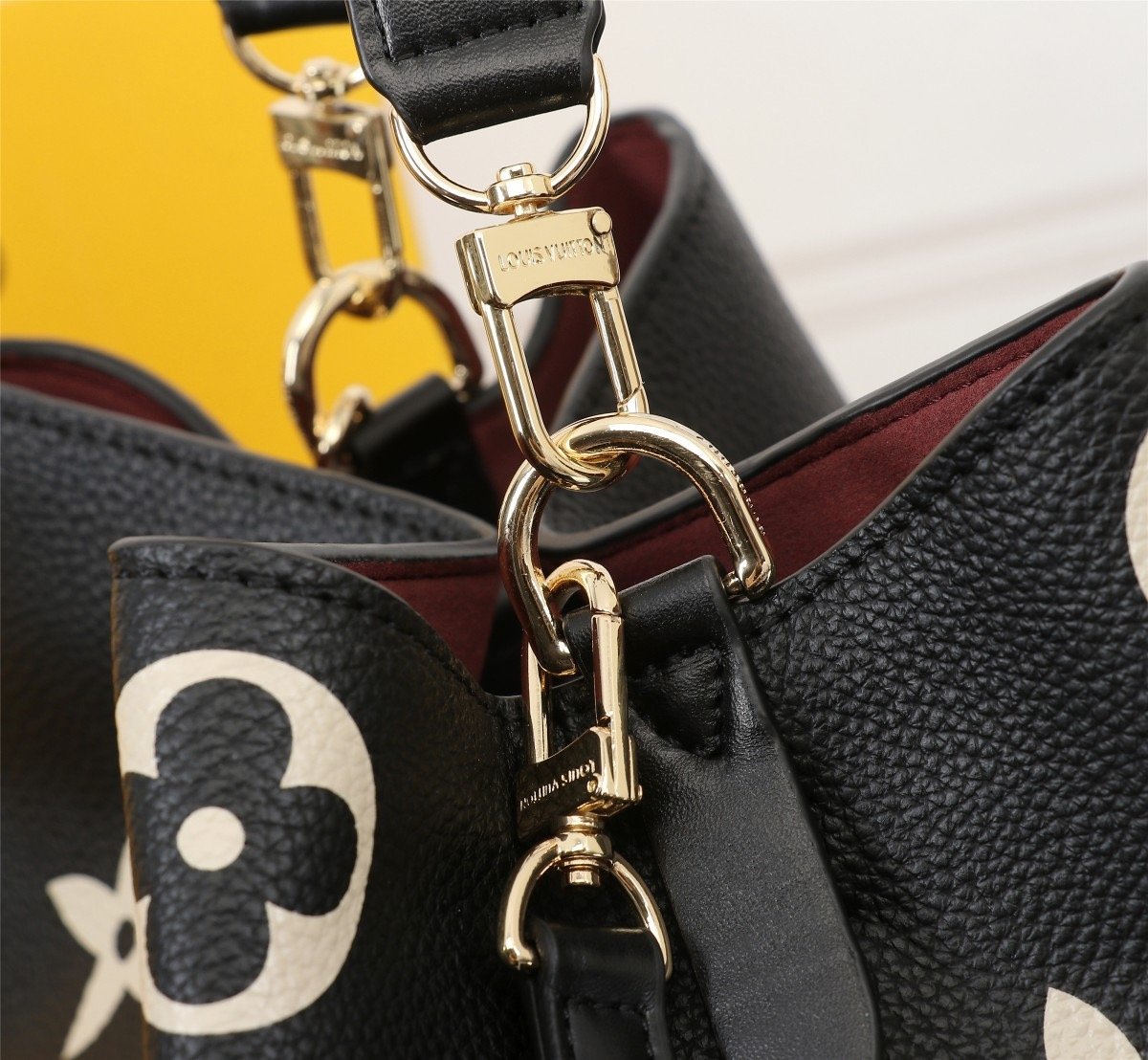 LOUIS VUITTON Néonoé MM Monogram Empreinte