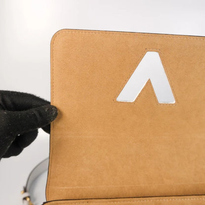 LOUIS VUITTON TWIST MM WHITE 23CM M21111