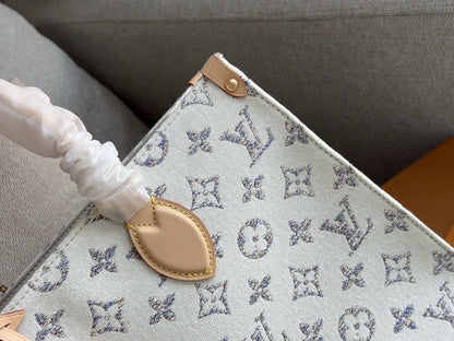 Louis Vuitton M24708 OnTheGo MM