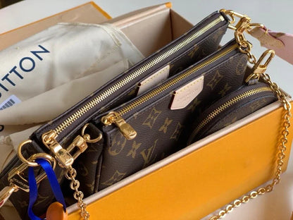 Multi Pochette Accessoires Monogram Pink | M44813