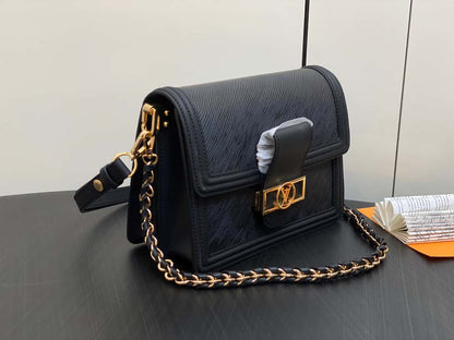 Louis Vuitton  2WAY Chain Leather Shoulder Bags