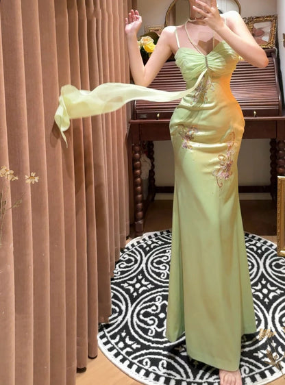 Green Floral Beads Exquisite Long Satin Ball Gown Evening Gown Party Gown Graduation Gown gh4254