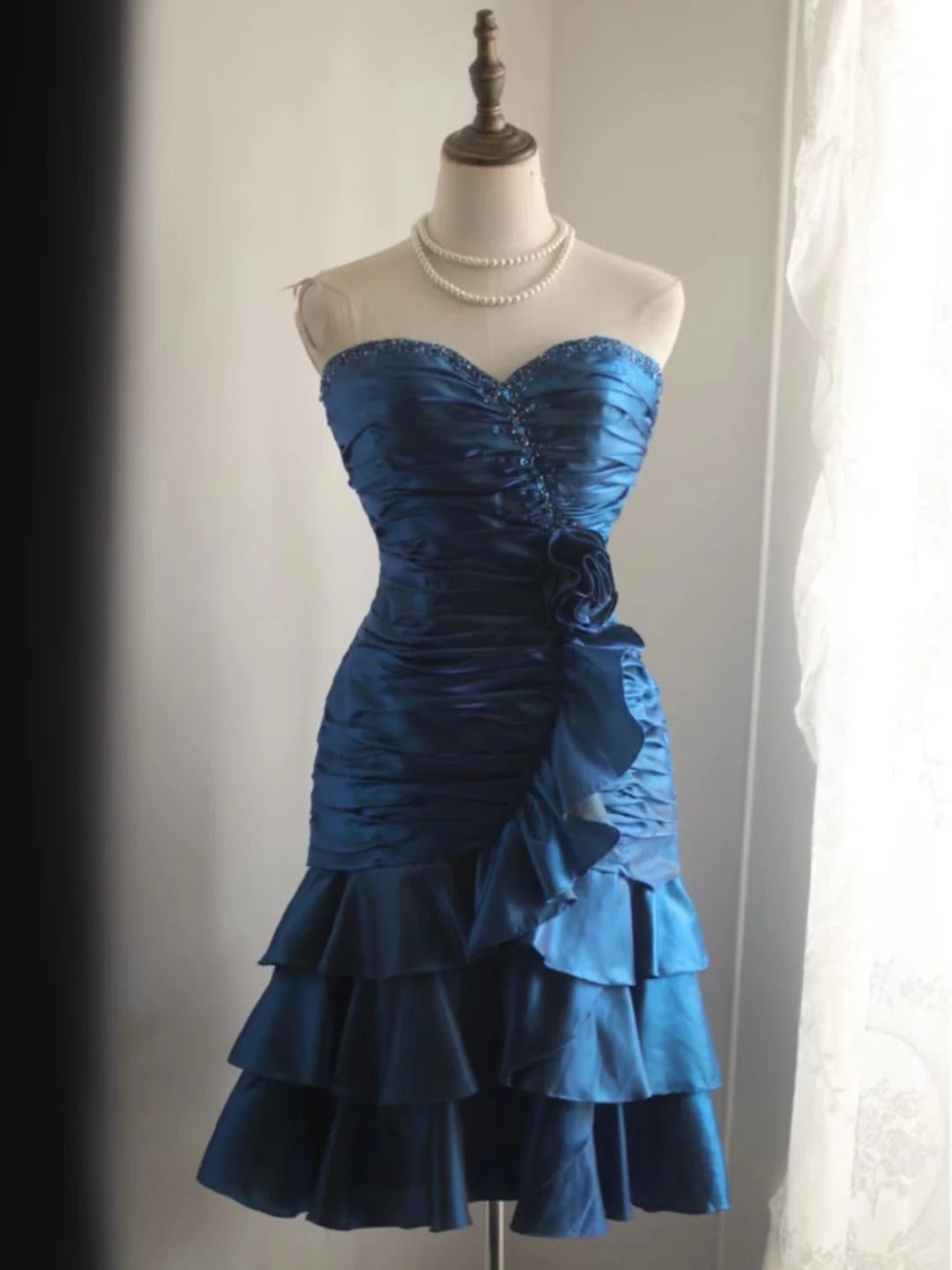 Blue Beaded Floral Homecoming Dress Short Satin Ball Gown Evening Gown Graduation Gown gh4495