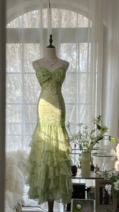 Green Romantic Fashion Elegant Exquisite Beaded Spaghetti Straps Tassel Long Chiffon Ruffle Ball Gown Evening Gown Party Dress gh4055
