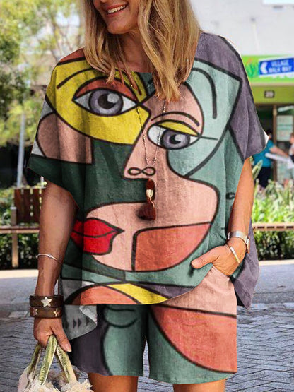 Women's Round Neck Abstract Print Short Sleeve Suit