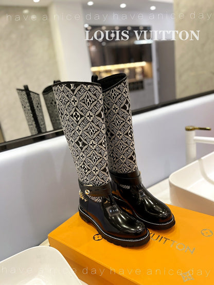 Premium LUV BOOTS 027