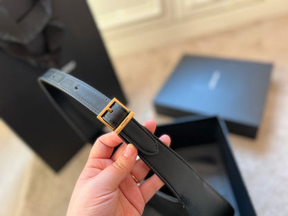 Saint Laurent Women Le 5 À 7  Hobo Bag