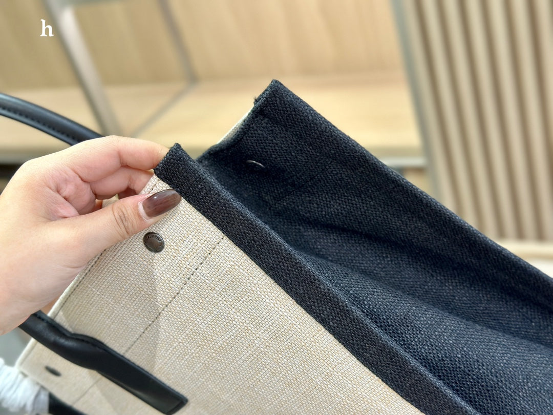 Saint Laurent Rive Gauche