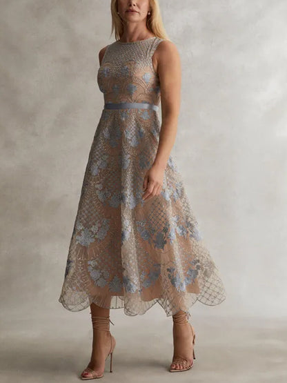 Crew Neck Sleeveless Printed Midi Dress