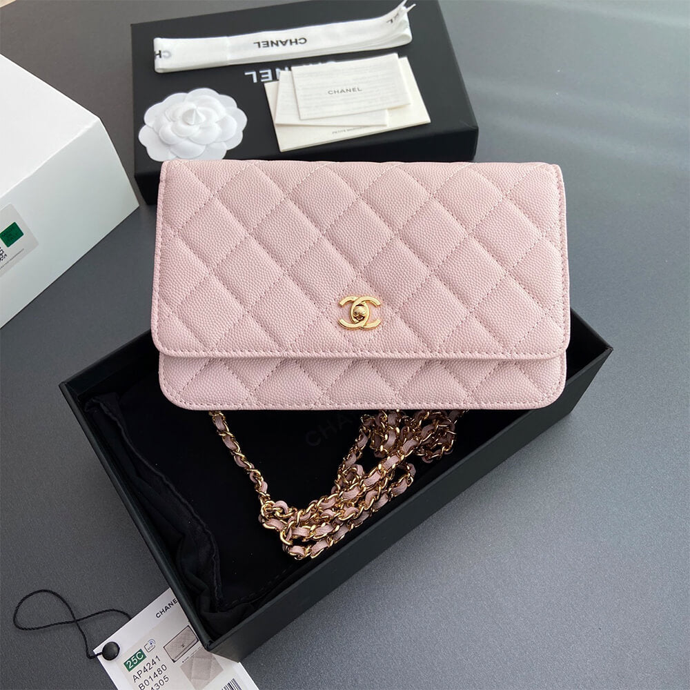 CHANEL Classic Wallet On Chain